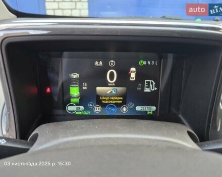 Черный Шевроле Вольт, объемом двигателя 1.4 л и пробегом 230 тыс. км за 9800 $, фото 27 на Automoto.ua