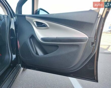 Черный Шевроле Вольт, объемом двигателя 1.4 л и пробегом 169 тыс. км за 9300 $, фото 20 на Automoto.ua