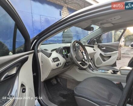 Черный Шевроле Вольт, объемом двигателя 1.4 л и пробегом 230 тыс. км за 9800 $, фото 9 на Automoto.ua