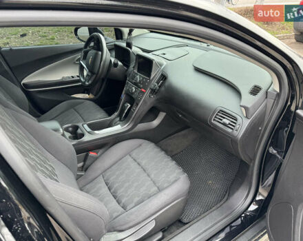 Черный Шевроле Вольт, объемом двигателя 1.4 л и пробегом 165 тыс. км за 10500 $, фото 4 на Automoto.ua