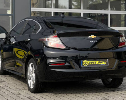 Черный Шевроле Вольт, объемом двигателя 1.5 л и пробегом 166 тыс. км за 15200 $, фото 3 на Automoto.ua