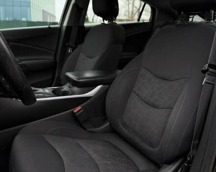 Чорний Шевроле Вольт, об'ємом двигуна 1.49 л та пробігом 160 тис. км за 11900 $, фото 10 на Automoto.ua