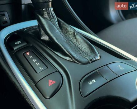 Черный Шевроле Вольт, объемом двигателя 1.5 л и пробегом 140 тыс. км за 11500 $, фото 4 на Automoto.ua