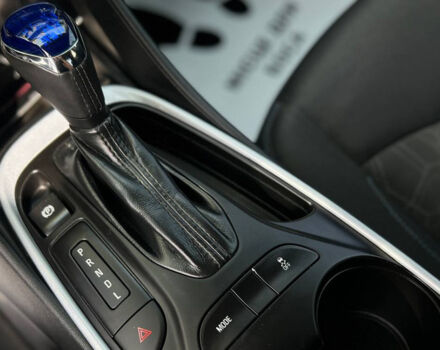 Черный Шевроле Вольт, объемом двигателя 1.5 л и пробегом 166 тыс. км за 15200 $, фото 12 на Automoto.ua