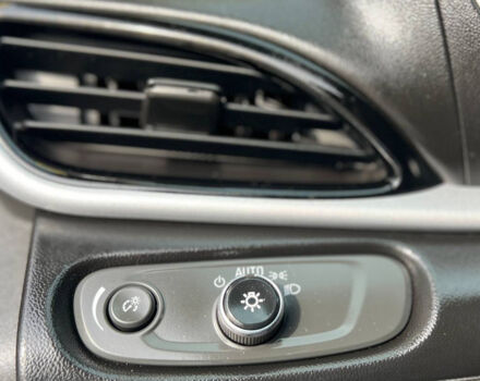 Черный Шевроле Вольт, объемом двигателя 1.5 л и пробегом 166 тыс. км за 15200 $, фото 8 на Automoto.ua