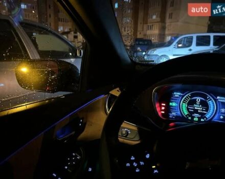 Черный Шевроле Вольт, объемом двигателя 1.49 л и пробегом 68 тыс. км за 16900 $, фото 17 на Automoto.ua