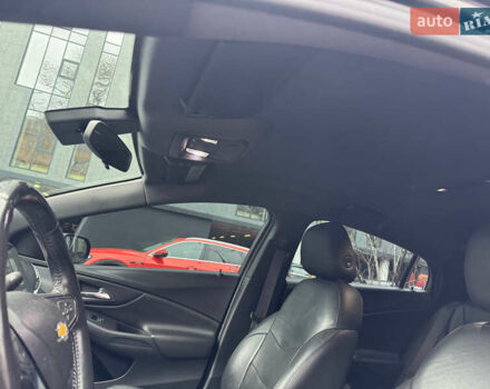 Черный Шевроле Вольт, объемом двигателя 1.49 л и пробегом 85 тыс. км за 17999 $, фото 5 на Automoto.ua