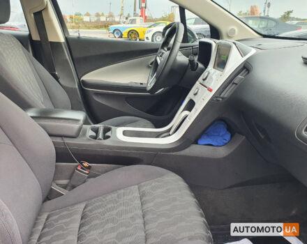 Черный Шевроле Вольт, объемом двигателя 1.4 л и пробегом 178 тыс. км за 11700 $, фото 23 на Automoto.ua