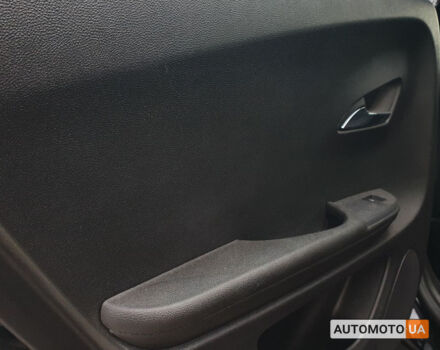 Черный Шевроле Вольт, объемом двигателя 1.4 л и пробегом 178 тыс. км за 11700 $, фото 13 на Automoto.ua