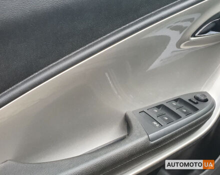 Черный Шевроле Вольт, объемом двигателя 1.4 л и пробегом 178 тыс. км за 11700 $, фото 16 на Automoto.ua