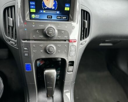 Черный Шевроле Вольт, объемом двигателя 1.4 л и пробегом 170 тыс. км за 10500 $, фото 12 на Automoto.ua