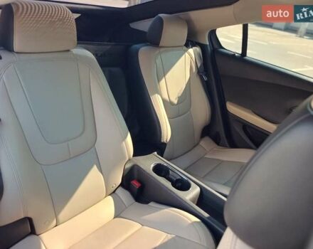 Красный Шевроле Вольт, объемом двигателя 1.39 л и пробегом 140 тыс. км за 10500 $, фото 7 на Automoto.ua