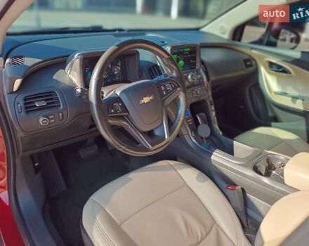 Красный Шевроле Вольт, объемом двигателя 1.39 л и пробегом 140 тыс. км за 10500 $, фото 5 на Automoto.ua