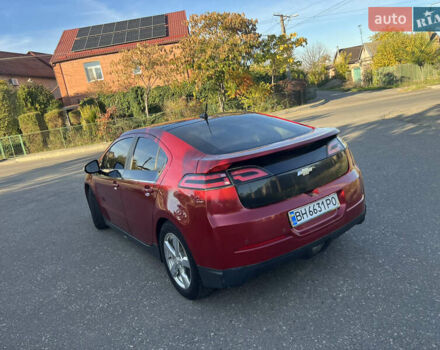 Красный Шевроле Вольт, объемом двигателя 1.4 л и пробегом 235 тыс. км за 8800 $, фото 3 на Automoto.ua