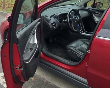 Красный Шевроле Вольт, объемом двигателя 1.4 л и пробегом 168 тыс. км за 10000 $, фото 4 на Automoto.ua