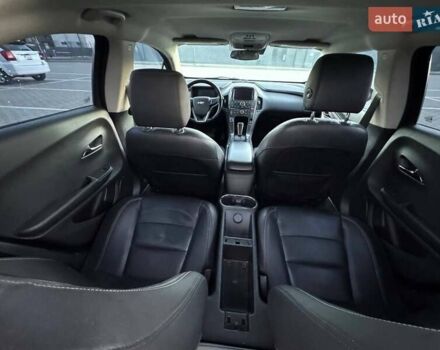 Красный Шевроле Вольт, объемом двигателя 1.4 л и пробегом 136 тыс. км за 8500 $, фото 16 на Automoto.ua