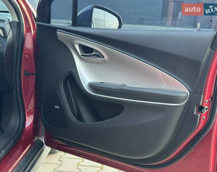 Червоний Шевроле Вольт, об'ємом двигуна 1.4 л та пробігом 130 тис. км за 8200 $, фото 44 на Automoto.ua