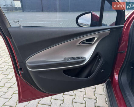 Червоний Шевроле Вольт, об'ємом двигуна 1.4 л та пробігом 130 тис. км за 8200 $, фото 30 на Automoto.ua