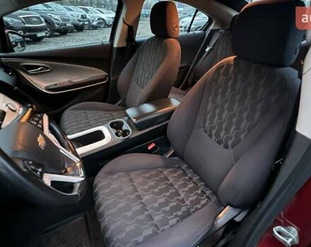 Червоний Шевроле Вольт, об'ємом двигуна 1.4 л та пробігом 155 тис. км за 10490 $, фото 8 на Automoto.ua