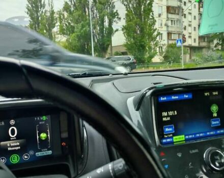 Красный Шевроле Вольт, объемом двигателя 1.4 л и пробегом 186 тыс. км за 14000 $, фото 2 на Automoto.ua