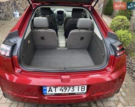 Красный Шевроле Вольт, объемом двигателя 1.4 л и пробегом 124 тыс. км за 9950 $, фото 22 на Automoto.ua