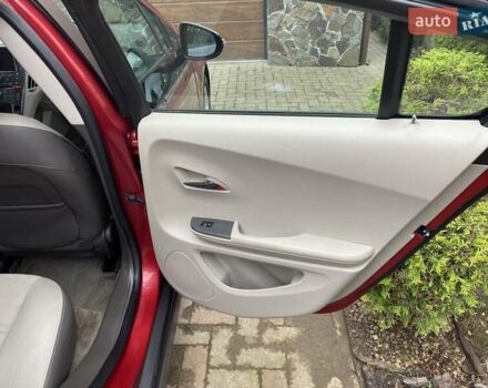 Красный Шевроле Вольт, объемом двигателя 1.4 л и пробегом 124 тыс. км за 9950 $, фото 27 на Automoto.ua