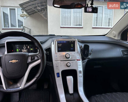 Червоний Шевроле Вольт, об'ємом двигуна 1.4 л та пробігом 204 тис. км за 10700 $, фото 4 на Automoto.ua