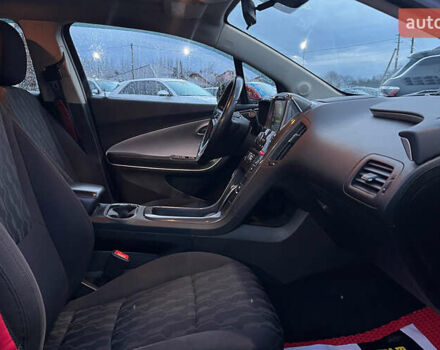 Красный Шевроле Вольт, объемом двигателя 1.4 л и пробегом 218 тыс. км за 9600 $, фото 19 на Automoto.ua