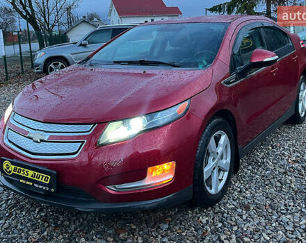 Красный Шевроле Вольт, объемом двигателя 1.4 л и пробегом 218 тыс. км за 9600 $, фото 1 на Automoto.ua