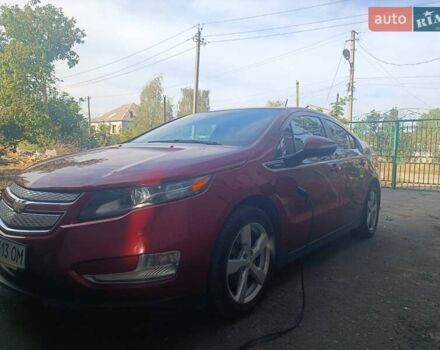Красный Шевроле Вольт, объемом двигателя 1.4 л и пробегом 134 тыс. км за 11000 $, фото 1 на Automoto.ua