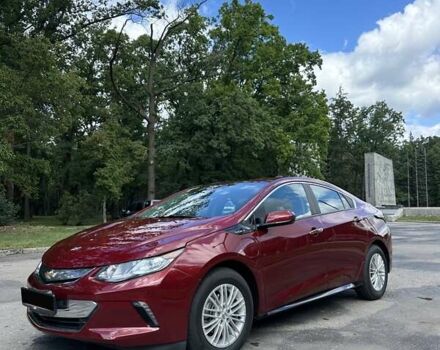 Красный Шевроле Вольт, объемом двигателя 1.49 л и пробегом 120 тыс. км за 16200 $, фото 1 на Automoto.ua