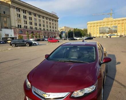 Красный Шевроле Вольт, объемом двигателя 1.49 л и пробегом 149 тыс. км за 17000 $, фото 1 на Automoto.ua