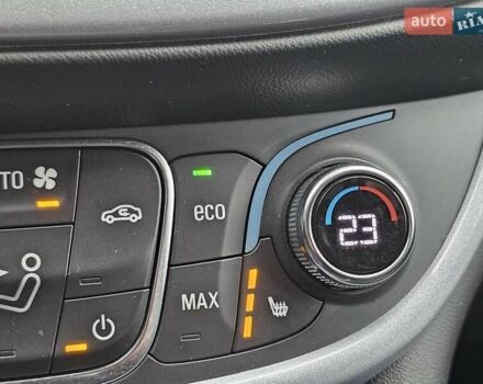 Шевроле Вольт 2016 в Киеве на Automoto.ua Красный Шевроле Вольт, объемом двигателя 1.5 л и пробегом 158 тыс. км за 12500 $, фото 35 на Automoto.ua