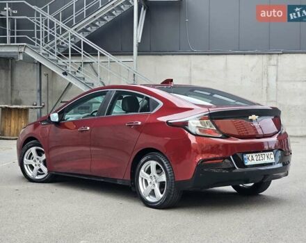 Шевроле Вольт 2016 в Киеве на Automoto.ua Красный Шевроле Вольт, объемом двигателя 1.5 л и пробегом 158 тыс. км за 12500 $, фото 2 на Automoto.ua
