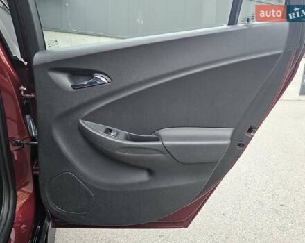 Шевроле Вольт 2016 в Киеве на Automoto.ua Красный Шевроле Вольт, объемом двигателя 1.5 л и пробегом 158 тыс. км за 12500 $, фото 40 на Automoto.ua