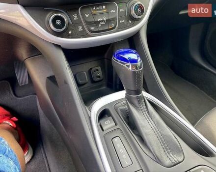 Красный Шевроле Вольт, объемом двигателя 1.5 л и пробегом 75 тыс. км за 18000 $, фото 7 на Automoto.ua