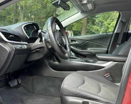 Красный Шевроле Вольт, объемом двигателя 1.49 л и пробегом 120 тыс. км за 16200 $, фото 19 на Automoto.ua