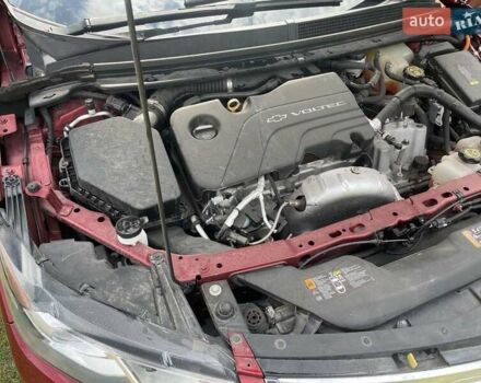 Шевроле Вольт 2018 в Золочев на Automoto.ua Красный Шевроле Вольт, объемом двигателя 1.5 л и пробегом 136 тыс. км за 16900 $, фото 2 на Automoto.ua