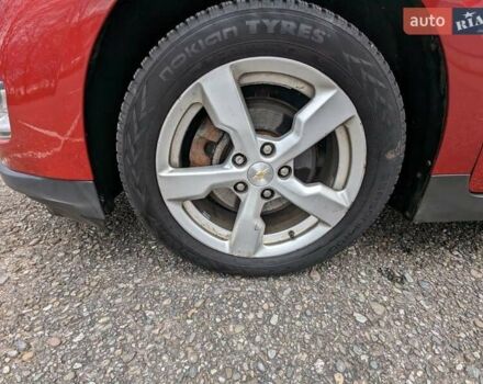 Красный Шевроле Вольт, объемом двигателя 1.4 л и пробегом 200 тыс. км за 11000 $, фото 5 на Automoto.ua