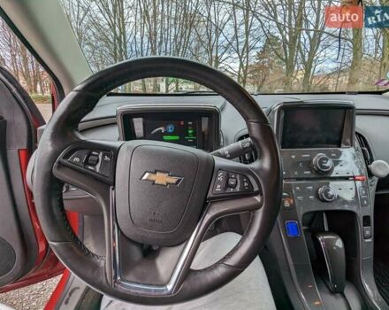 Красный Шевроле Вольт, объемом двигателя 1.4 л и пробегом 200 тыс. км за 11000 $, фото 6 на Automoto.ua