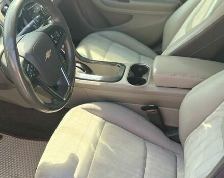 Червоний Шевроле Вольт, об'ємом двигуна 1.4 л та пробігом 225 тис. км за 9199 $, фото 6 на Automoto.ua