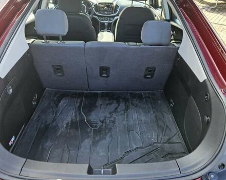 Красный Шевроле Вольт, объемом двигателя 1.5 л и пробегом 60 тыс. км за 14999 $, фото 4 на Automoto.ua