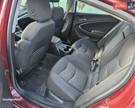 Красный Шевроле Вольт, объемом двигателя 1.5 л и пробегом 60 тыс. км за 14999 $, фото 2 на Automoto.ua