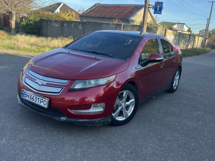 Красный Шевроле Вольт, объемом двигателя 1.4 л и пробегом 235 тыс. км за 9300 $, фото 1 на Automoto.ua