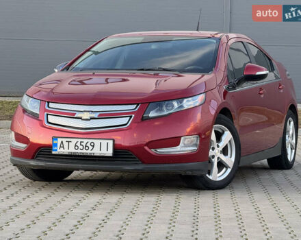 Червоний Шевроле Вольт, об'ємом двигуна 1.4 л та пробігом 130 тис. км за 8200 $, фото 1 на Automoto.ua