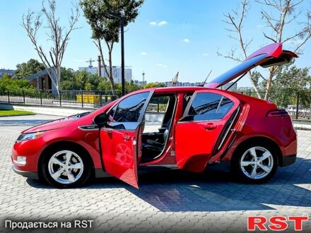 Шевроле Вольт 2012 у Миколаєві на Automoto.ua Червоний Шевроле Вольт, об'ємом двигуна 14 л та пробігом 300 тис. км за 11000 $, фото 1 на Automoto.ua