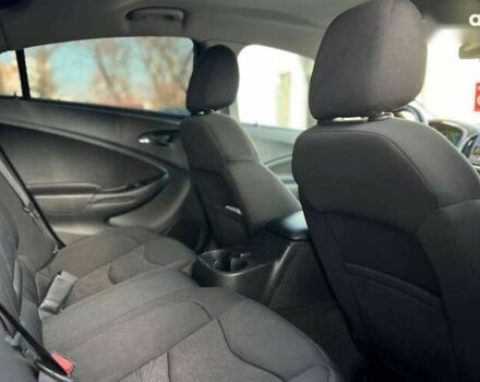 Шевроле Вольт, объемом двигателя 0 л и пробегом 152 тыс. км за 16000 $, фото 21 на Automoto.ua