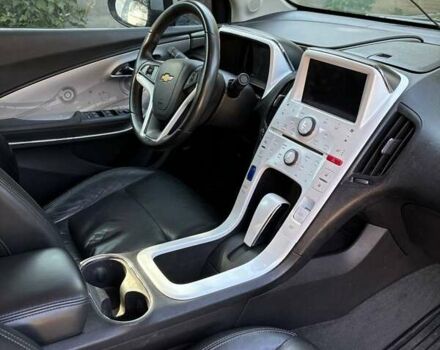 Шевроле Вольт 2010 в Конотопе на Automoto.ua Серый Шевроле Вольт, объемом двигателя 1.4 л и пробегом 102 тыс. км за 12900 $, фото 13 на Automoto.ua