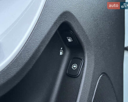 Серый Шевроле Вольт, объемом двигателя 1.4 л и пробегом 182 тыс. км за 8999 $, фото 53 на Automoto.ua