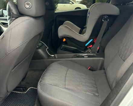 Серый Шевроле Вольт, объемом двигателя 1.4 л и пробегом 300 тыс. км за 7999 $, фото 15 на Automoto.ua